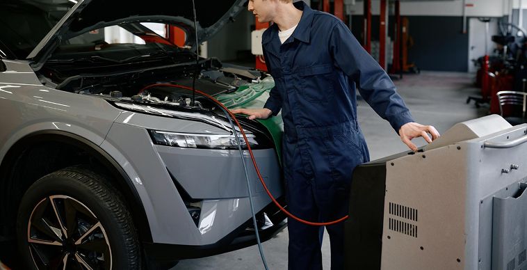 Automatic transmission specialist inspecting gearbox issues in Melbourne workshop